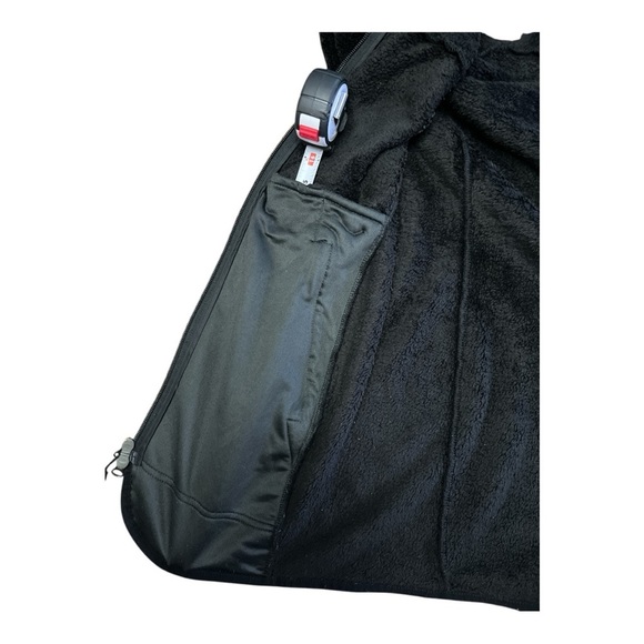 The North Face Fuzzy Black Fleece Jacket - Picture 12 of 13